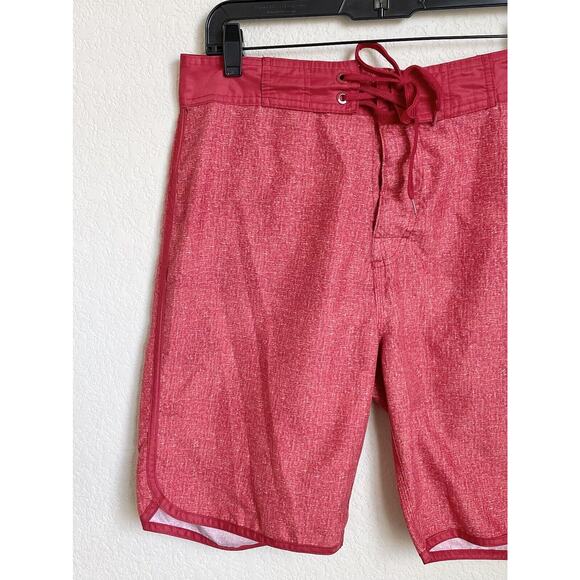 Old Navy Mens Medium Red Board Shirts Polyester Drawstring Outdoor Preowned - Picture 2 of 9